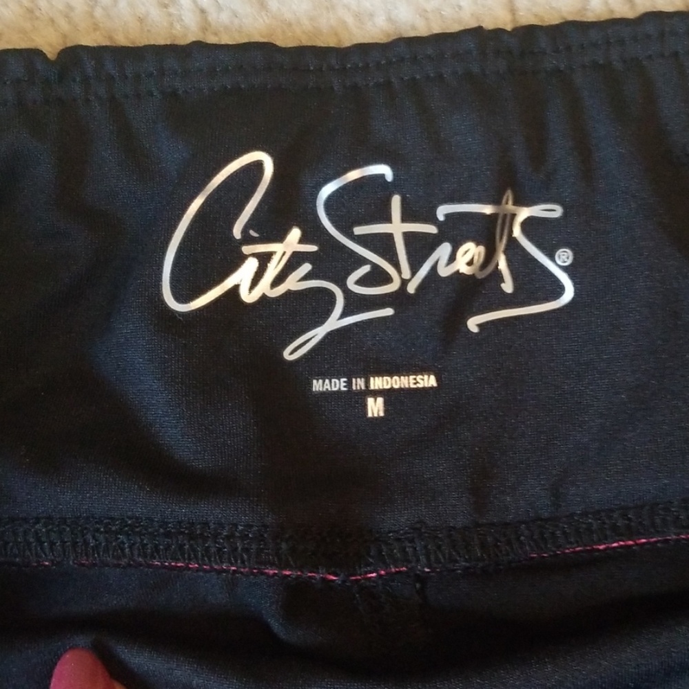 Workout pants - Picture 2 of 2